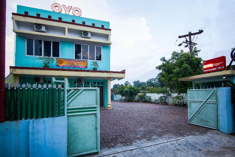 Collection O 1301 Hotel Grand Citra Makassar Exterior photo